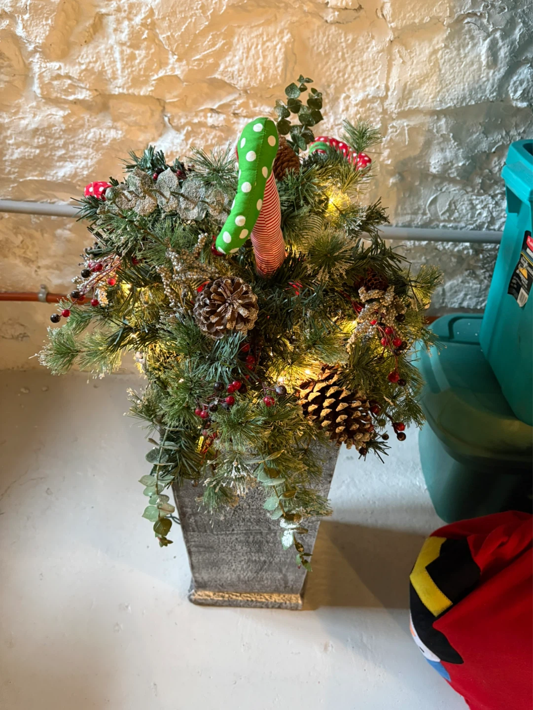 Decorative Christmas Planter - photo 2