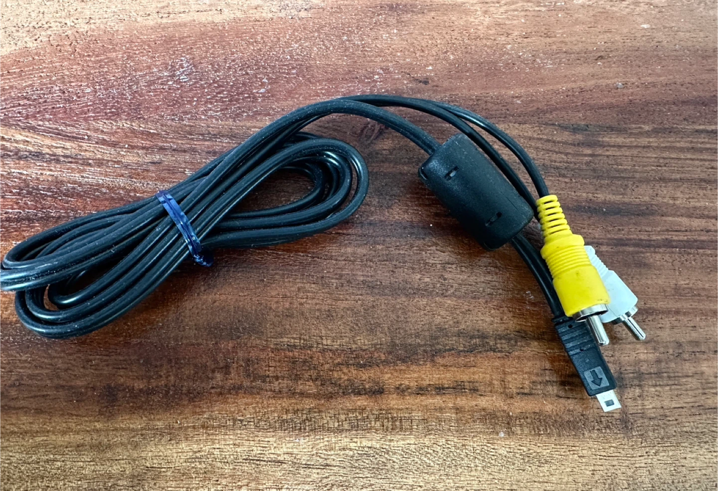 AV Cable with Mini USB Connector