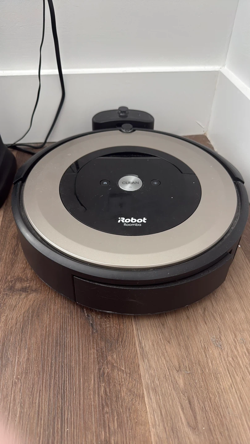 iRobot Roomba Robot Vacuum