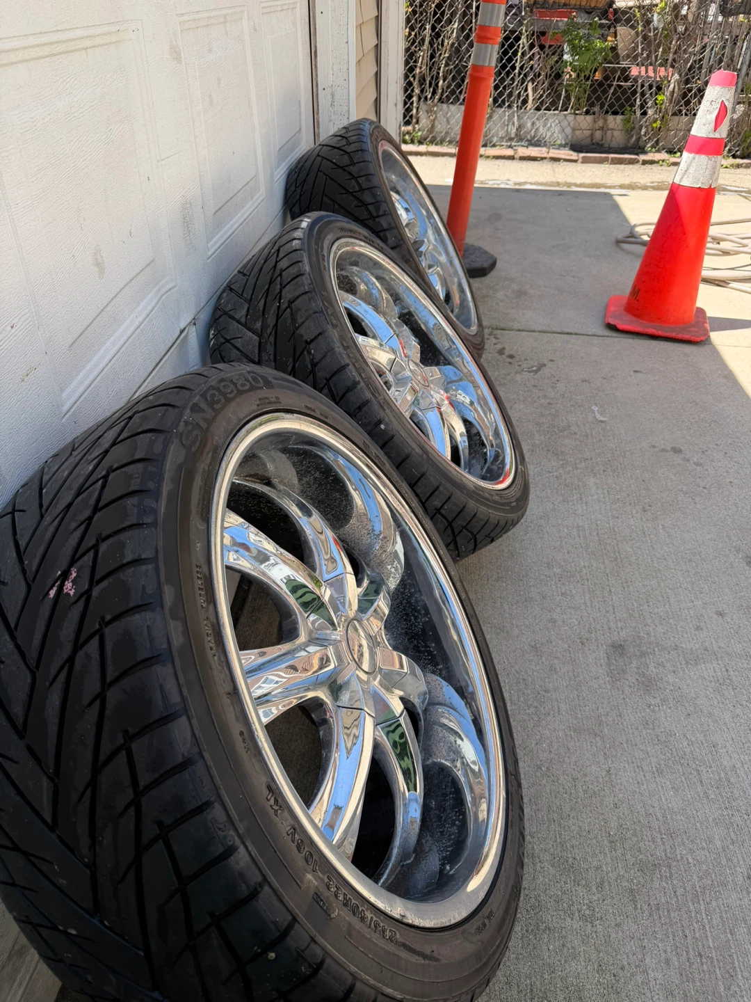 22 inch Chrome Rims with Tires - photo 3
