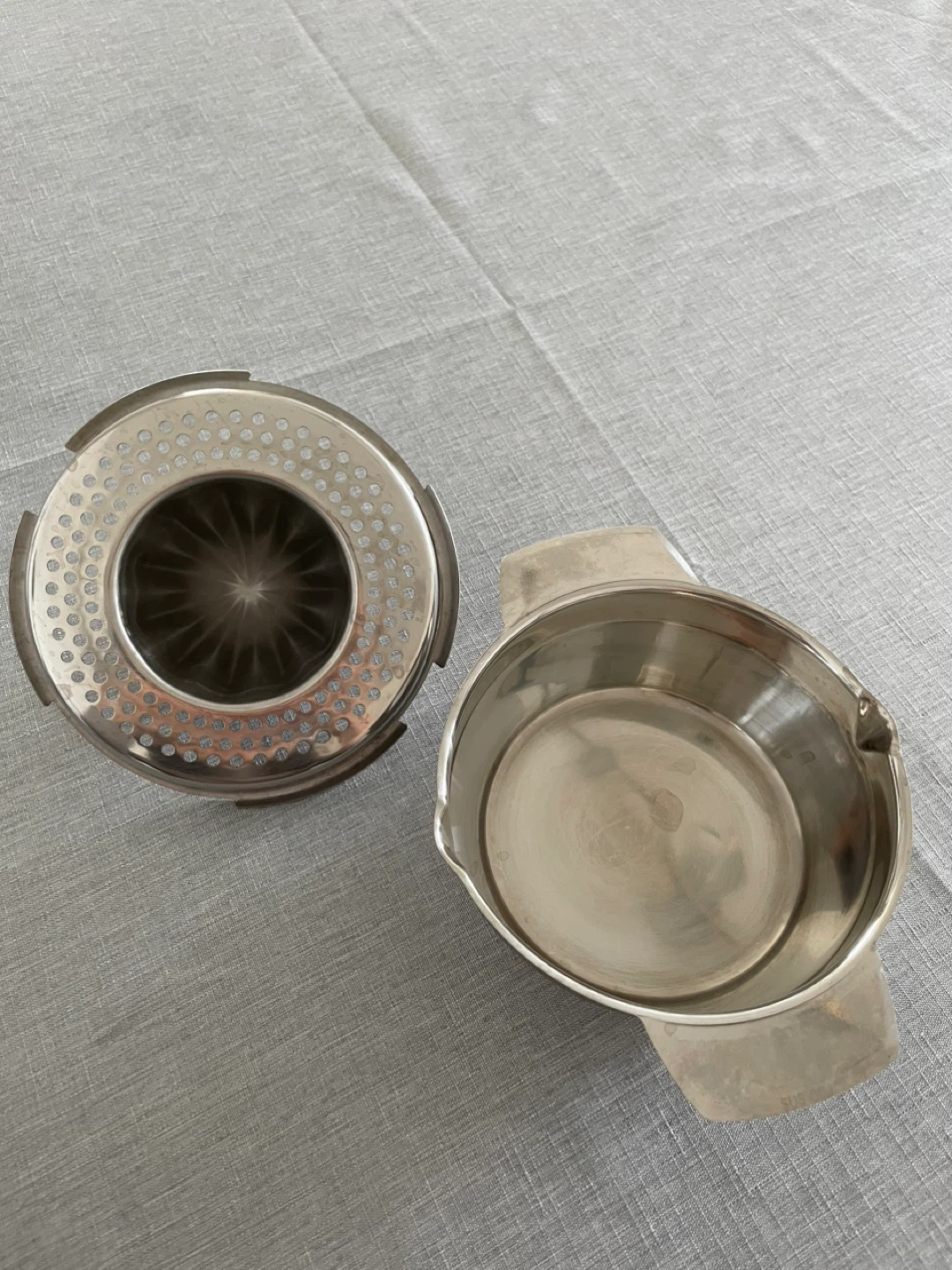 Stainless Steel Lemon Squeezer - photo 2