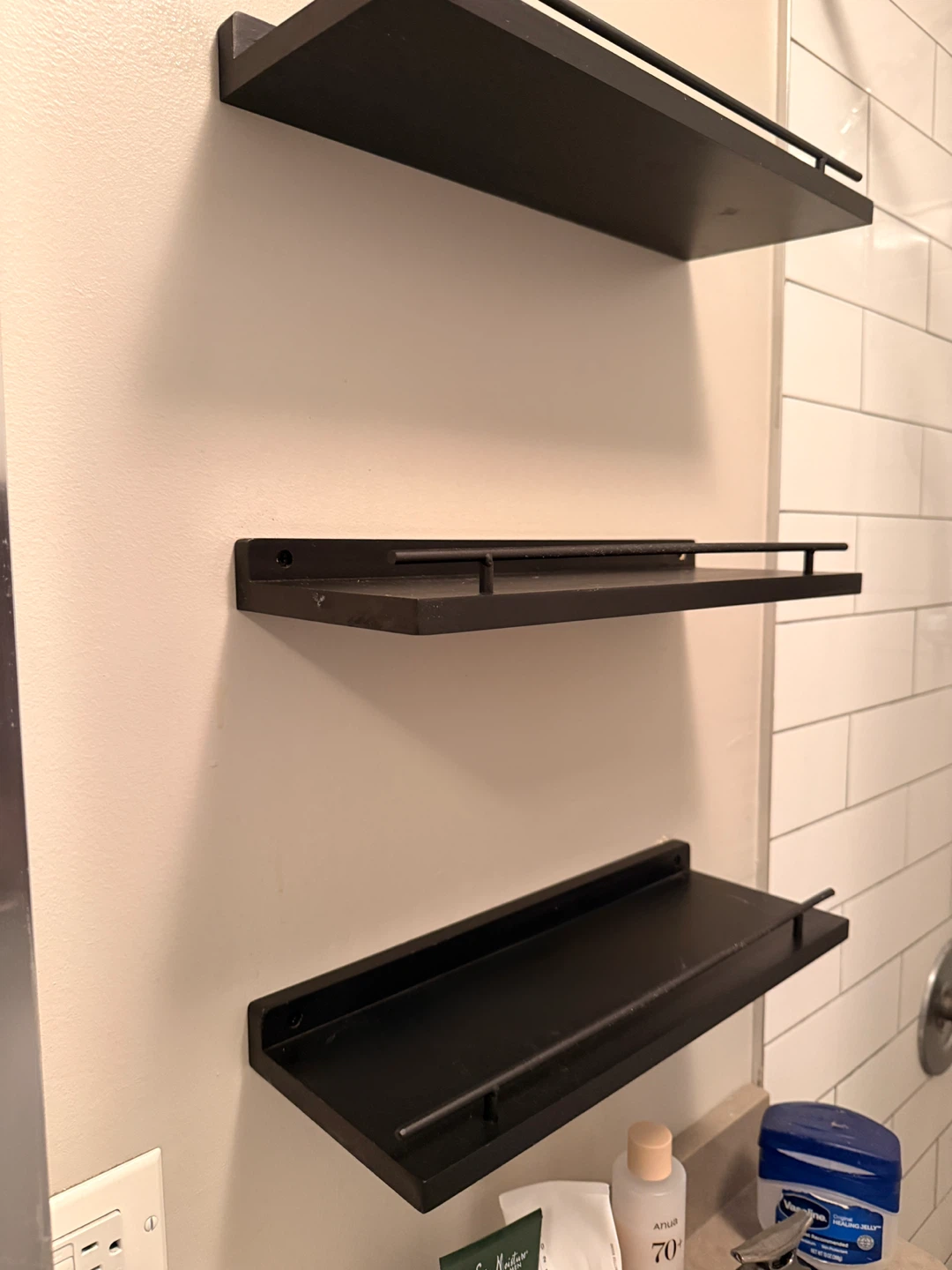 Set of 3 Black Floating Shelves with Rails - photo 3