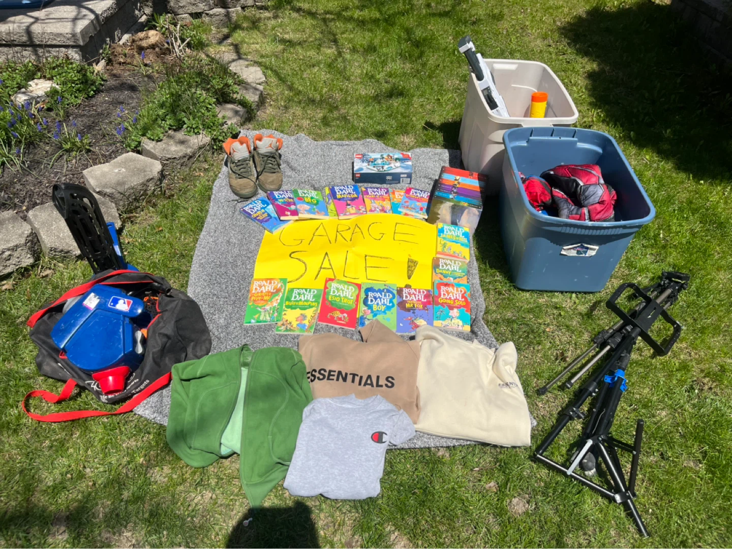 Garage Sale Clean-out (Read Description)