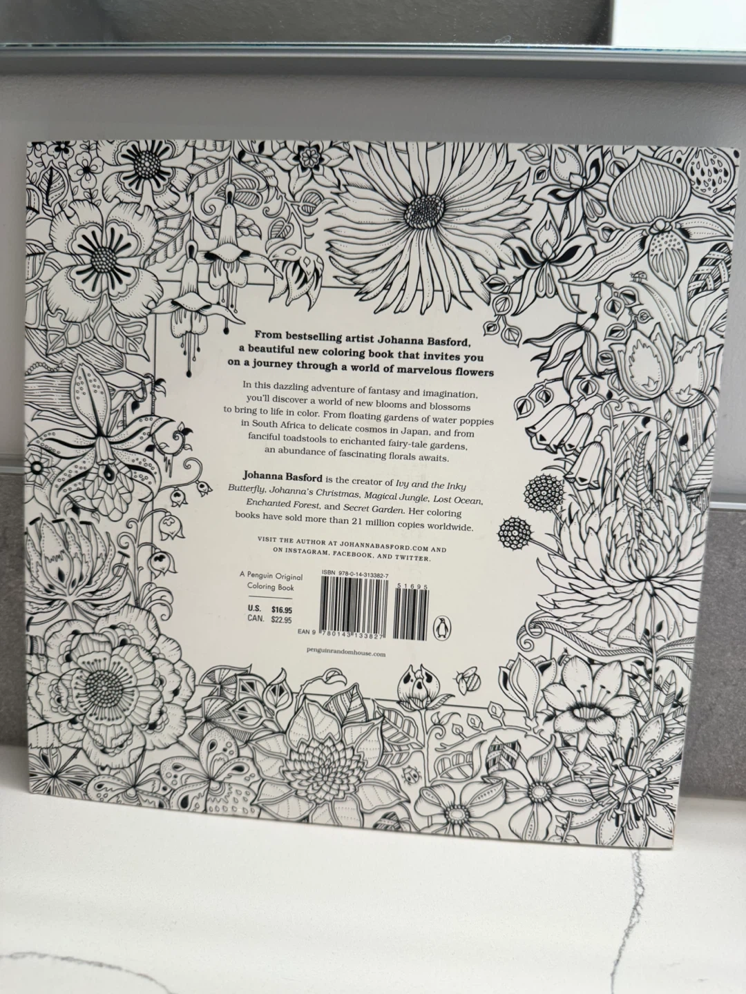 NEW Johanna Basford World of Flowers Coloring Book - photo 2