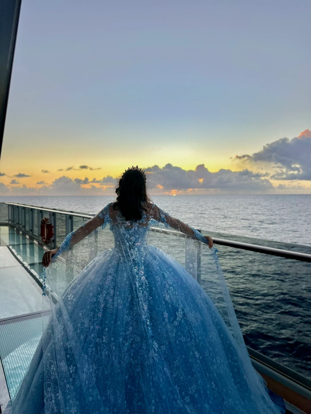 Light Blue Quinceañera Dress with Tiara - photo 5