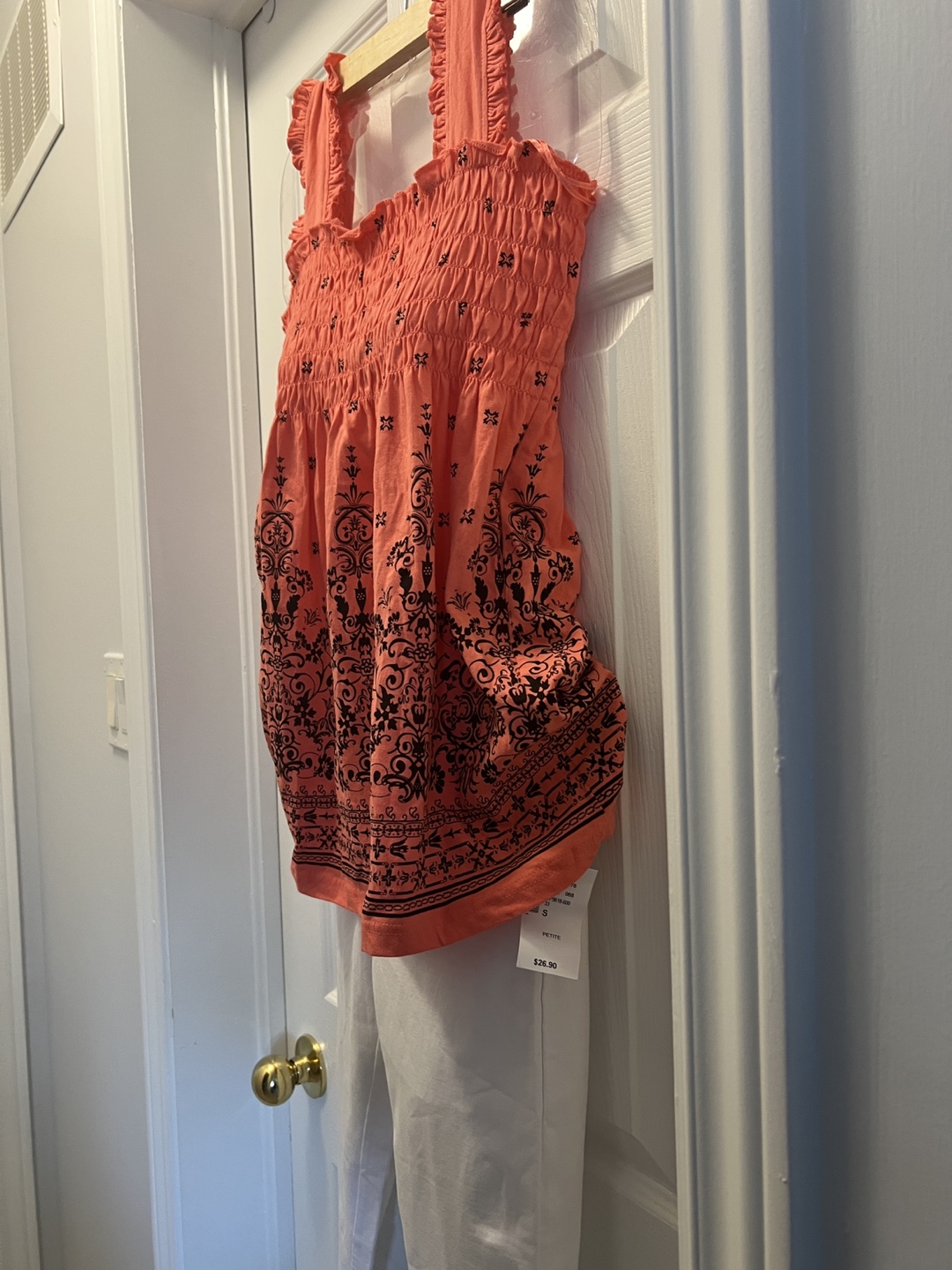 Brand new Coral Smocked Tank Top with Capris - photo 3