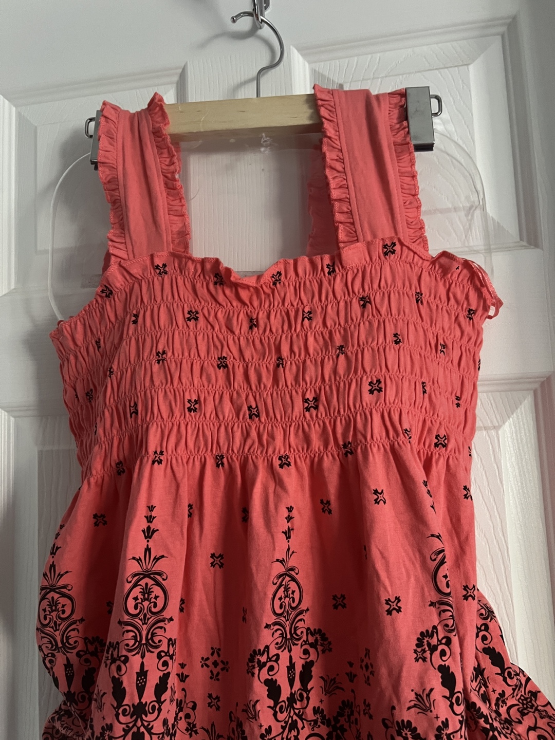 Brand new Coral Smocked Tank Top with Capris - photo 2