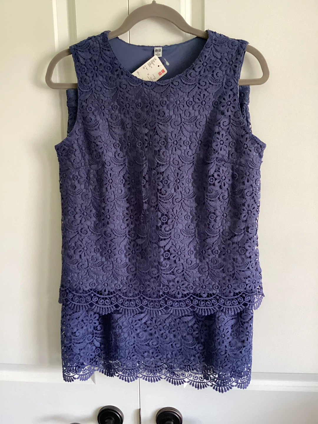 BRAND NEW UNIQLO LACE SKIRT SET
