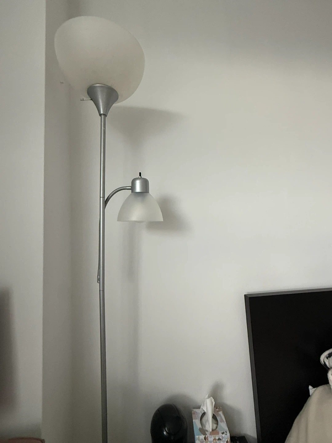 Floor Lamp with Reading Light - photo 2