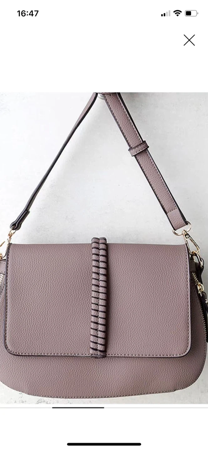 Pls read details, Givenchy and total 4 Tote Bags - photo 3