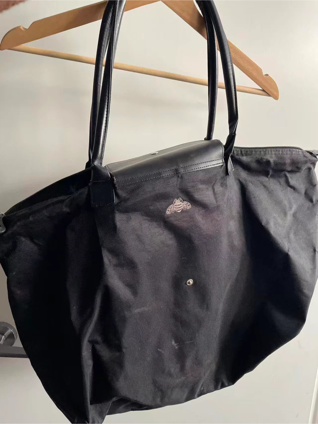 Pls read details, Givenchy and total 4 Tote Bags - photo 2