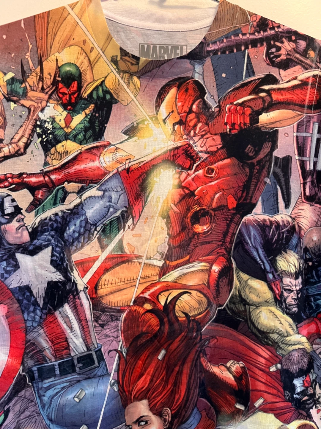 NEW Marvel Comics Civil War Print T-Shirt - photo 2