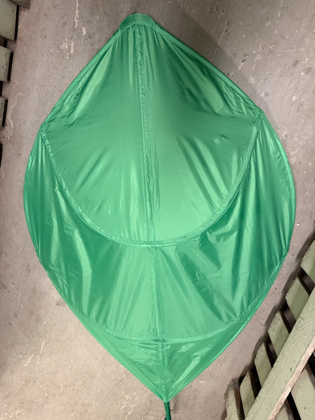 Excellent like-new condition Ike.a green leaf canopy - photo 4