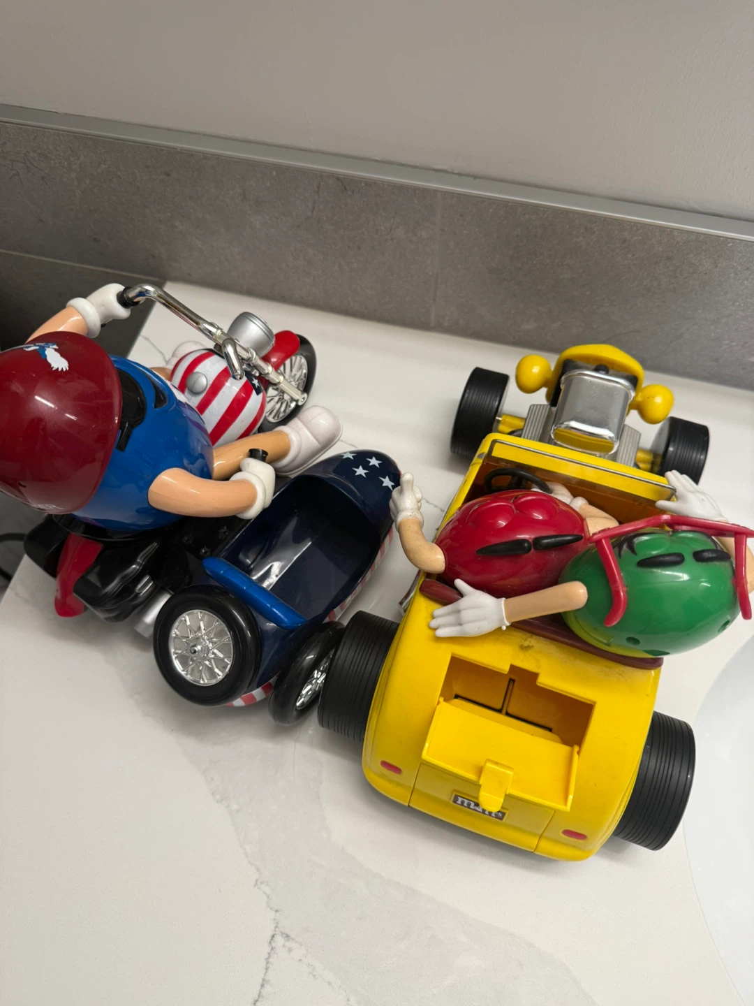 M&M’s Candy Dispenser Motorcycle & Hot Rod Car Set - photo 4