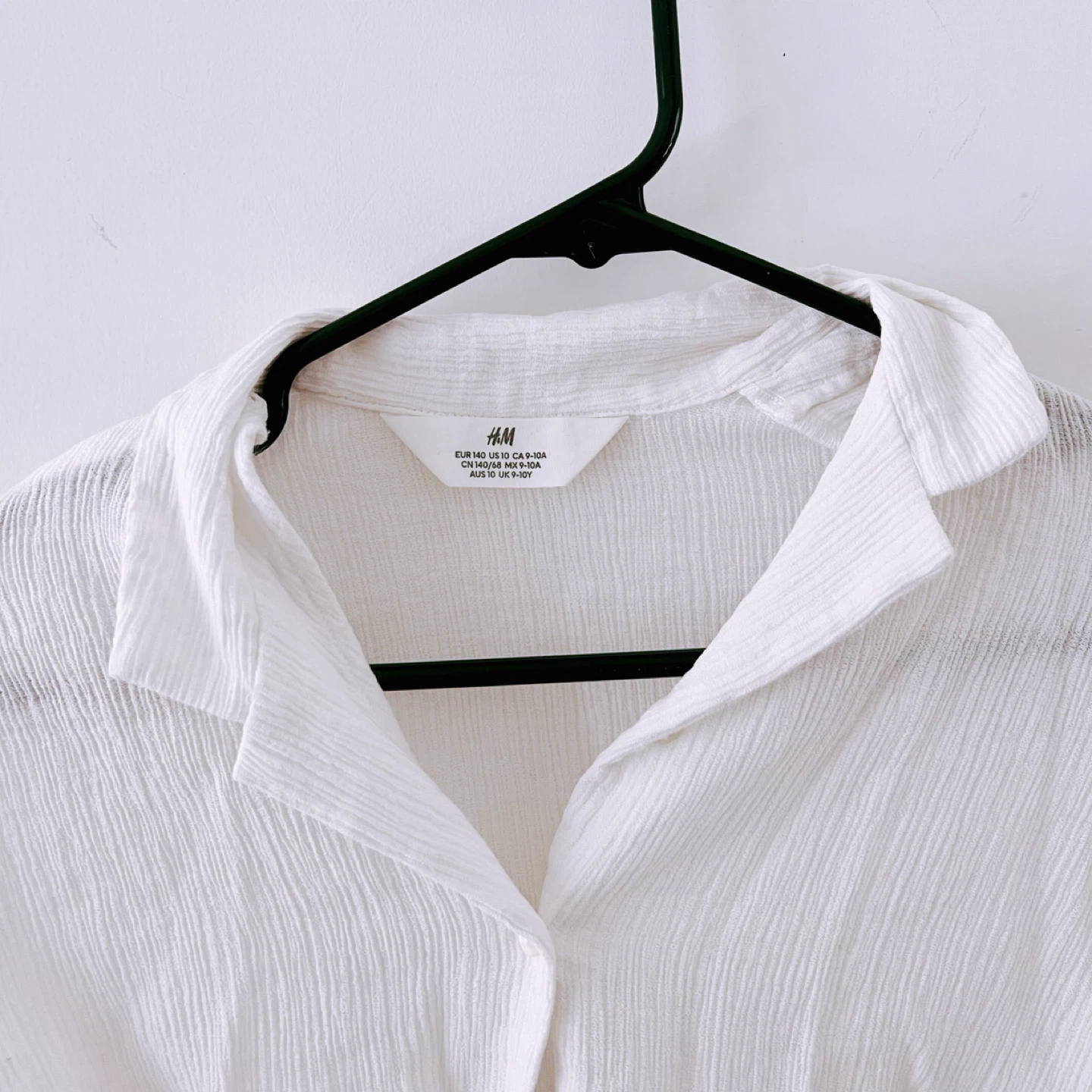 H&M White Textured Summer Button-Up Shirt - Size Small - photo 2