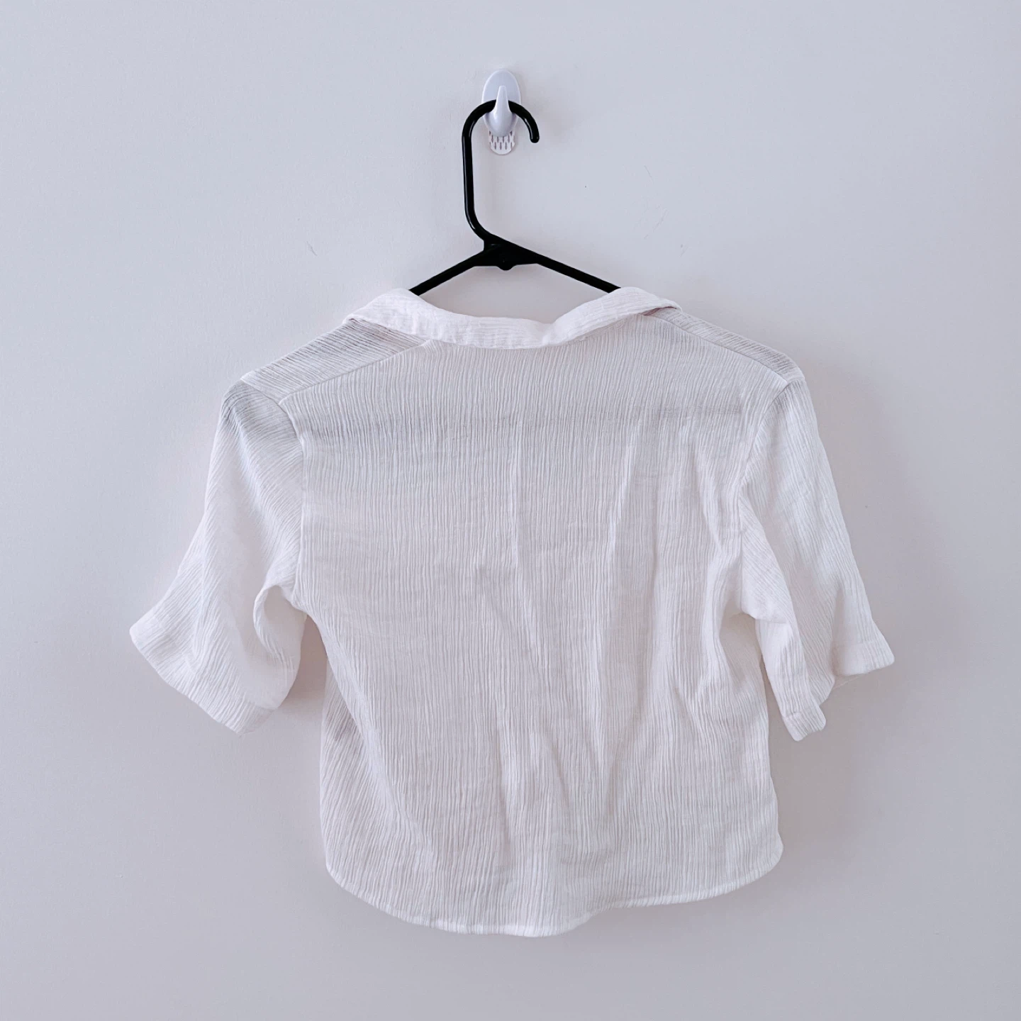 H&M White Textured Summer Button-Up Shirt - Size Small - photo 3