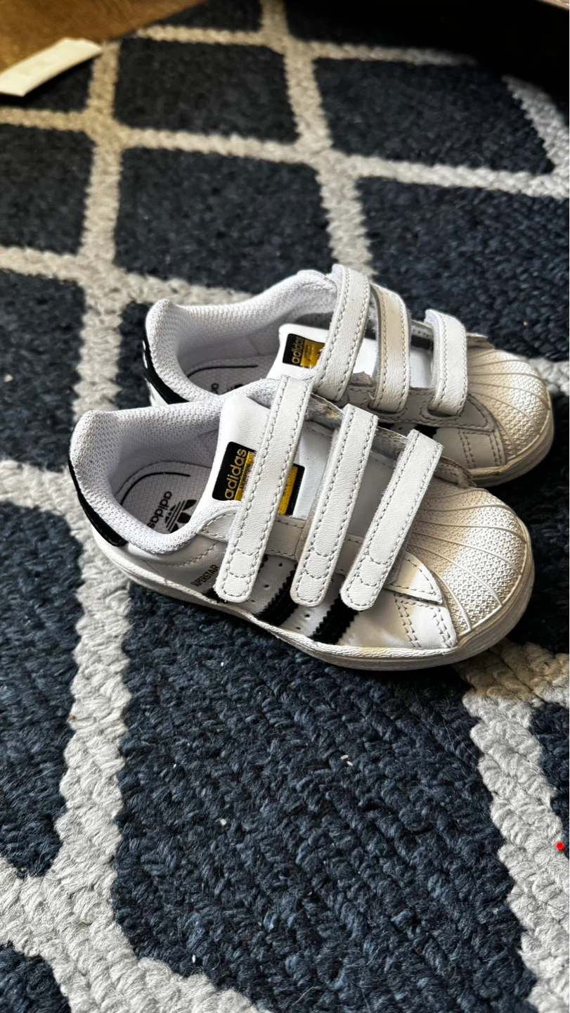 Adidas Superstar Shoes White Black - Size 7K