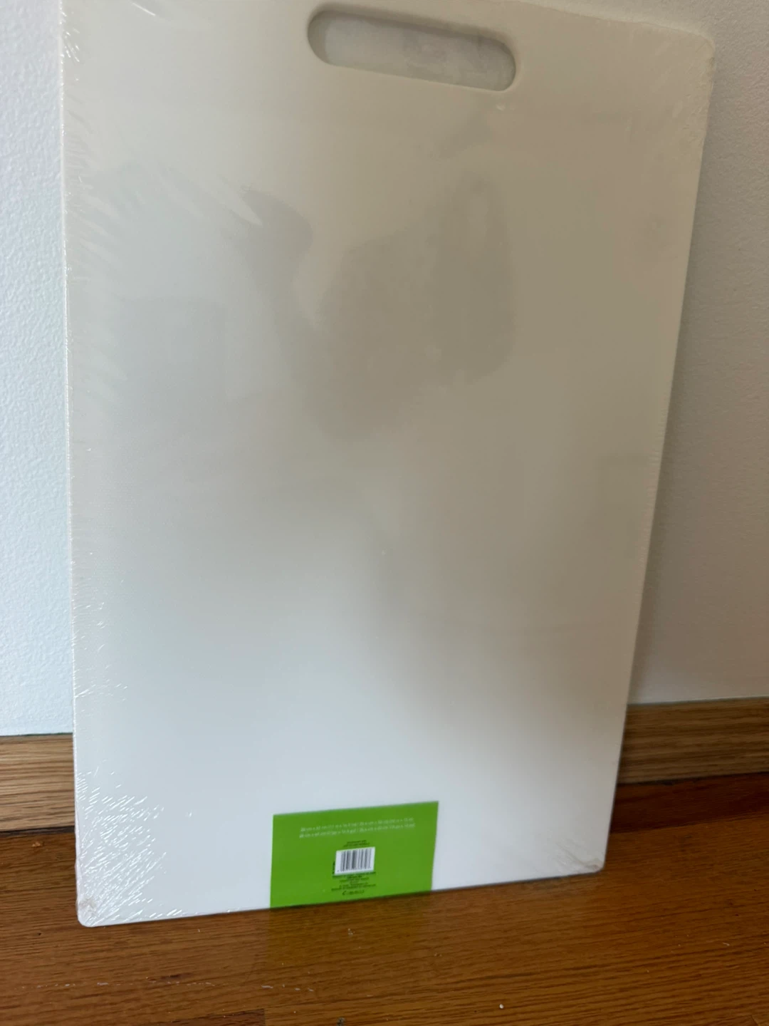 Brand New 2-Piece Cutting Board Set – Green & White - photo 3