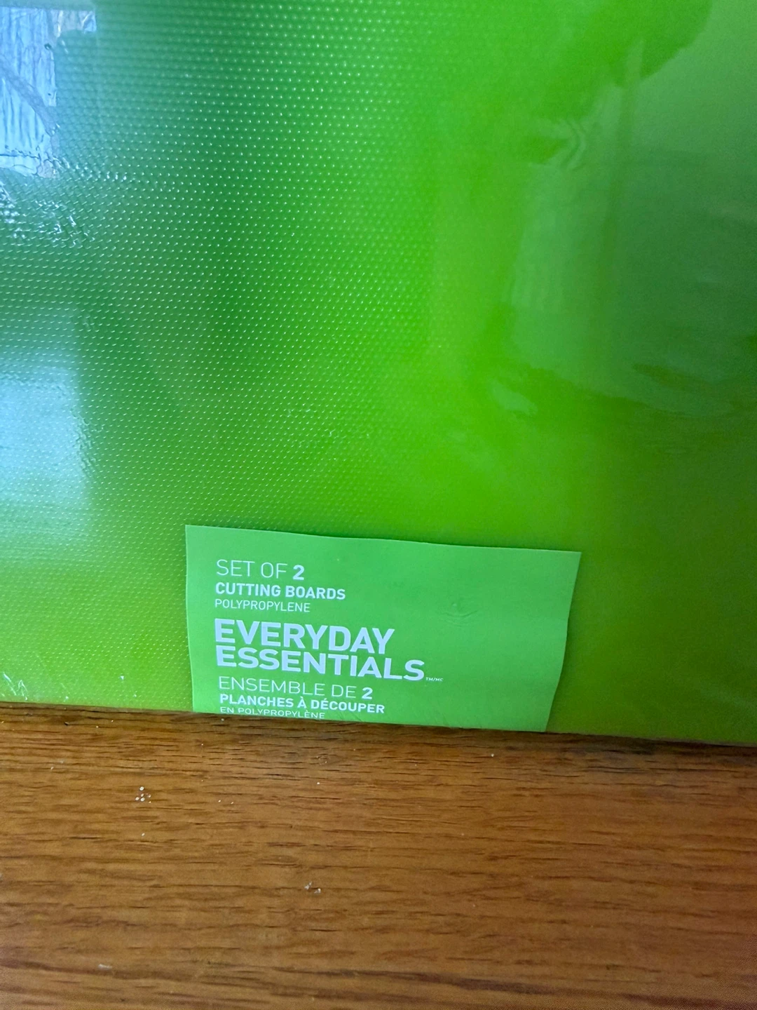 Brand New 2-Piece Cutting Board Set – Green & White - photo 2