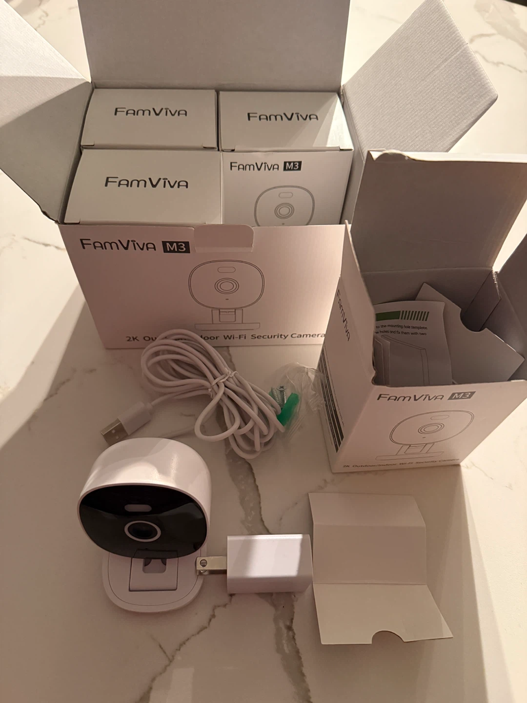 FamVIVA M3 2K Ultra HD Outdoor Wi-Fi Security Camera