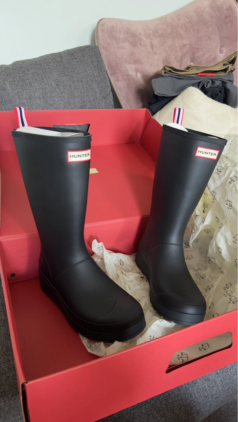 NEW! Hunter Tall rainboot black W9