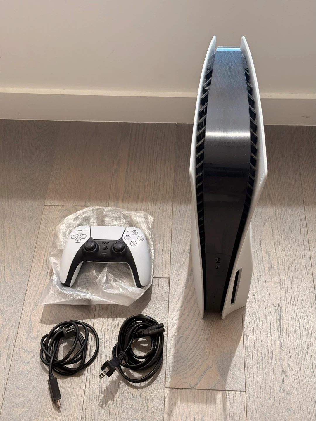Sony PS5 Disc Edition (Includes Controller) - photo 3