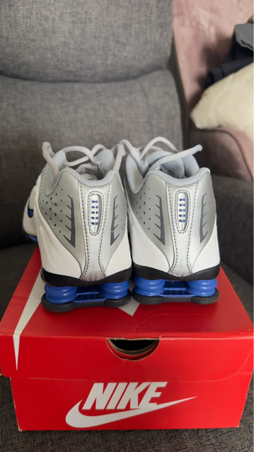 Nike Shox R4 (GS) White/Silver/Blue Youth Shoes 6.5 - photo 4