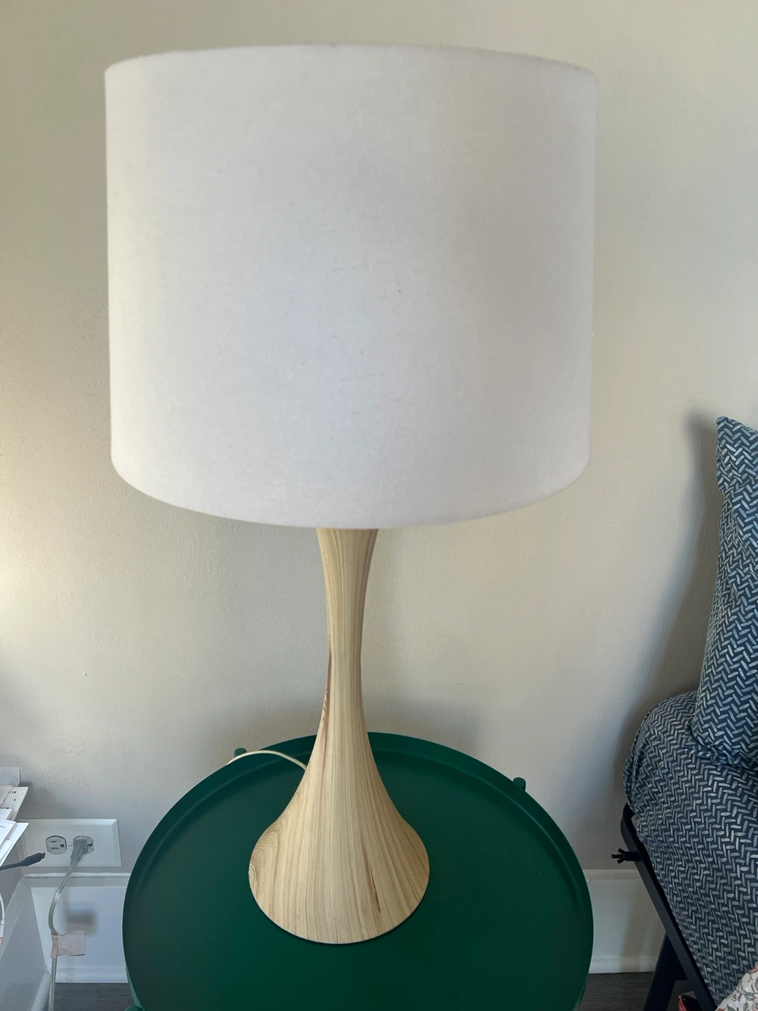 Set of 2 Table Lamps with White Drum Shade