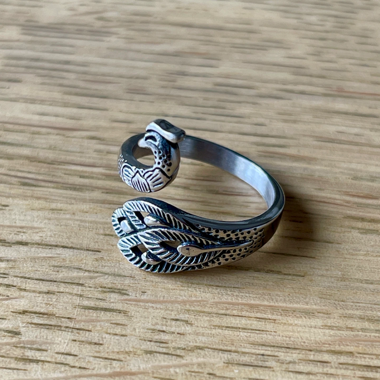 Peacock stainless steel open ring (size 8) - photo 2
