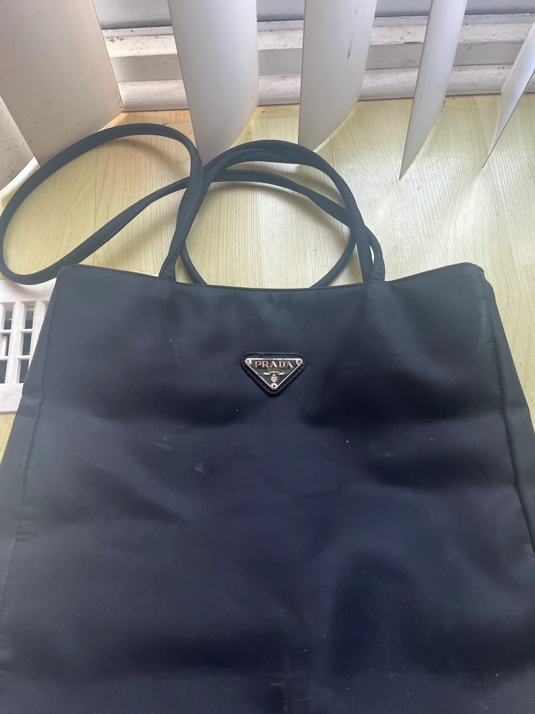 Genuine y2K Prada purse 💋