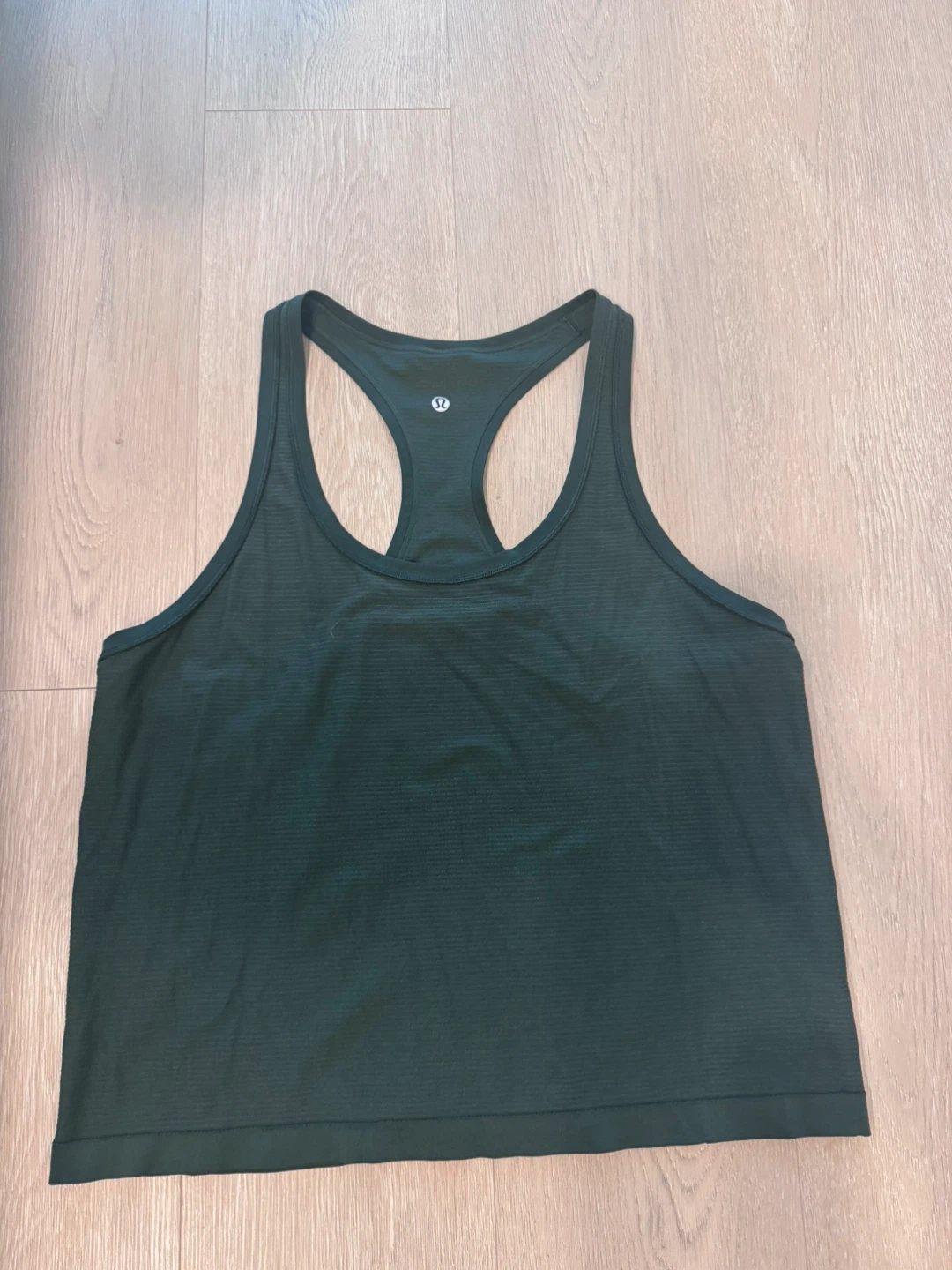 Lululemon Tank Top - photo 3