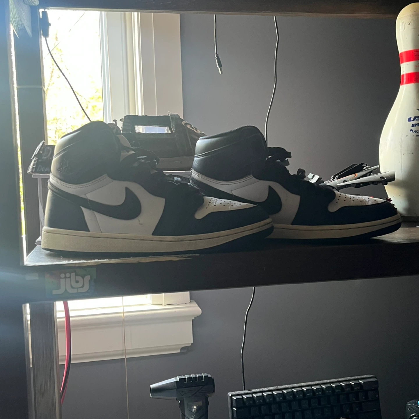 Nike Air Jordan 1 Retro High OG Midnight Navy size 9