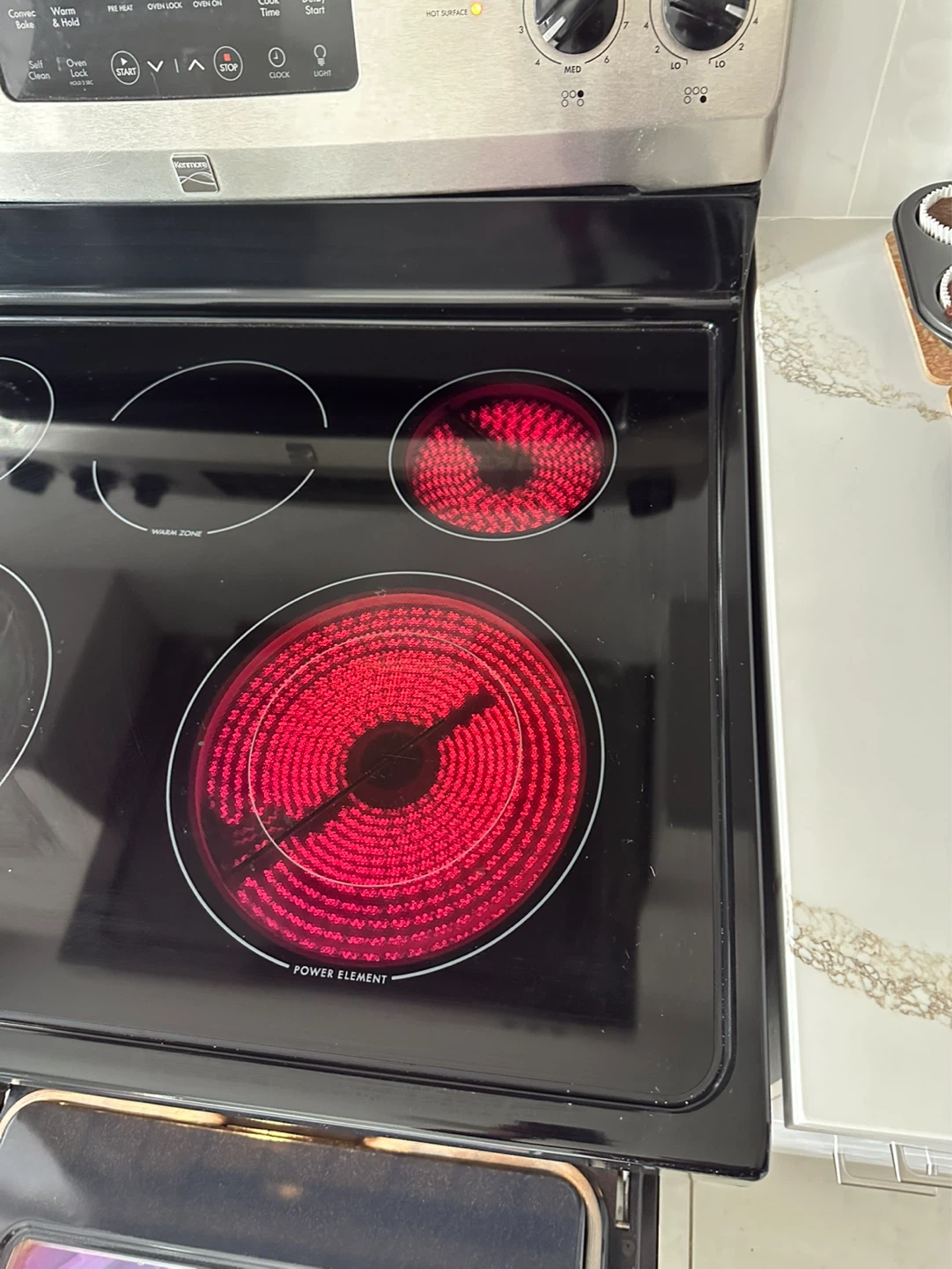 Kenmore Electric Stove – Glass Top – Fully Working - photo 2