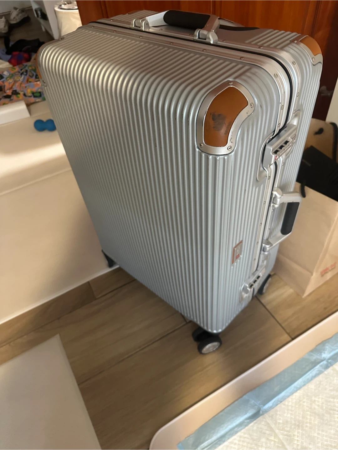 Swiss Military 51cm Carry On Hardside Case In Silver