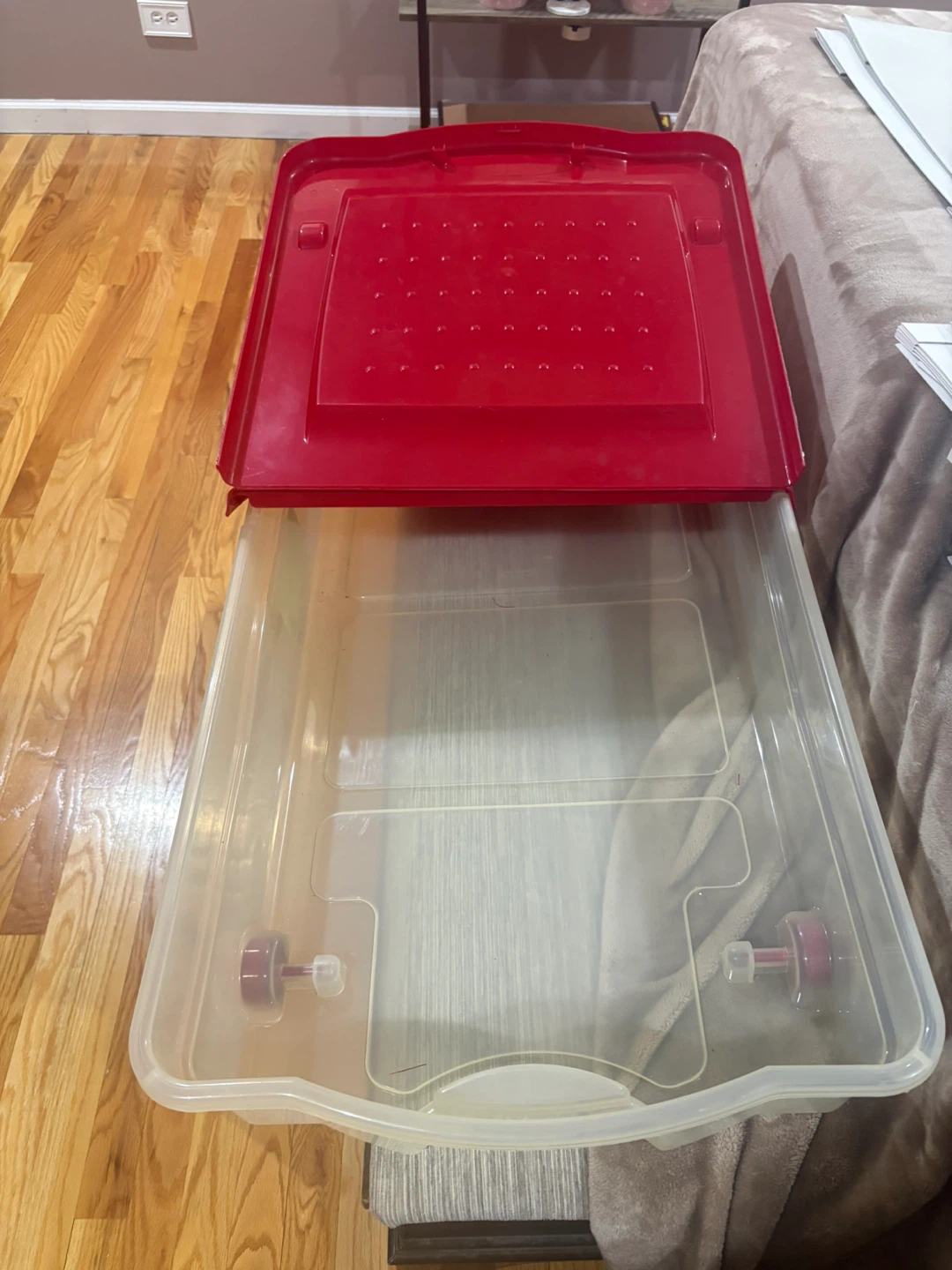 Under bed storage - photo 3