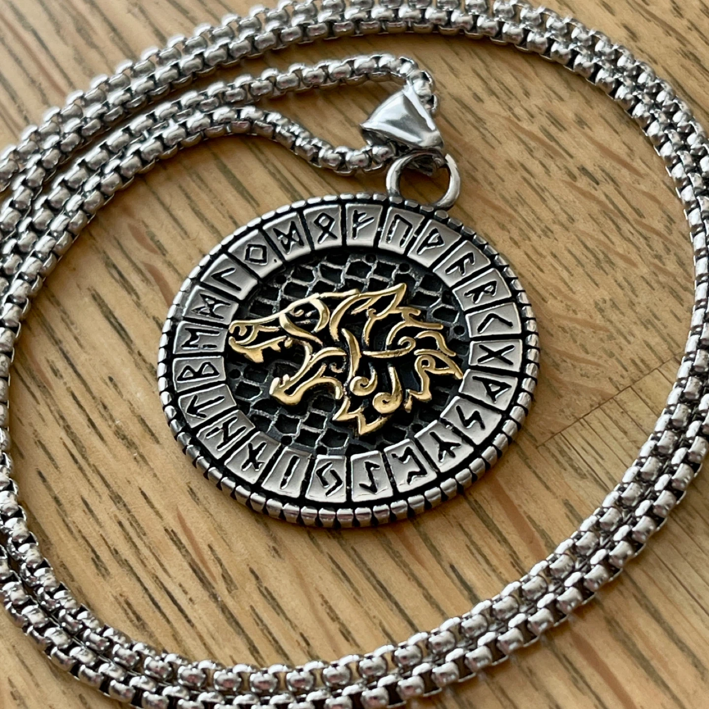Viking wolf & runes stainless steel necklace - photo 2