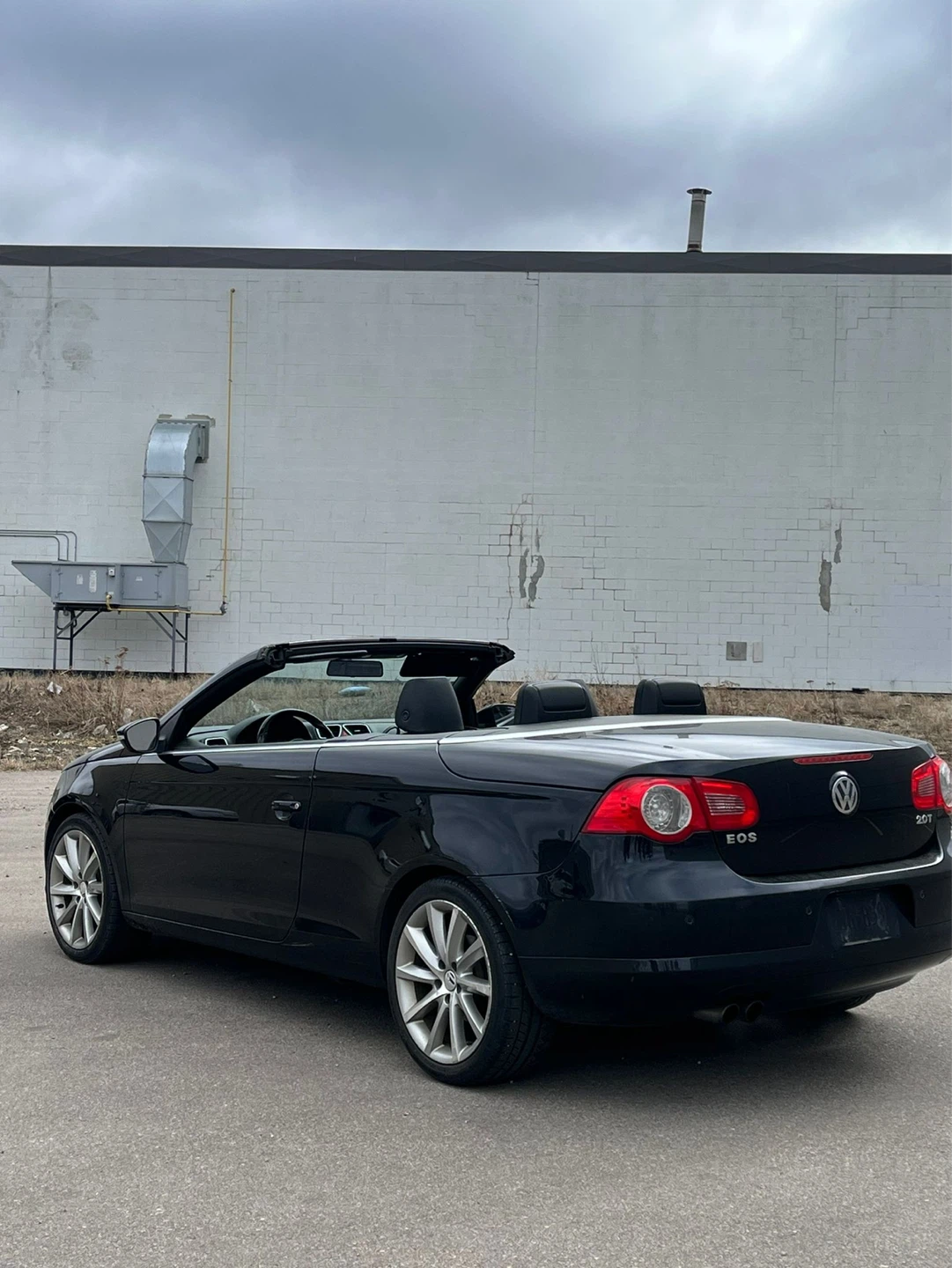 2010 Volkswagen Eos Hardtop Convertible - photo 3