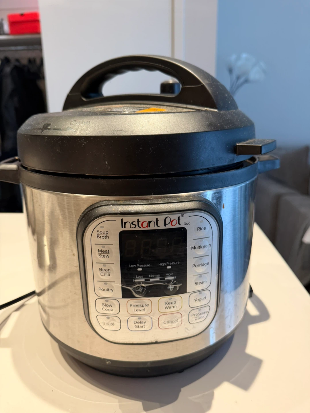 Instant Pot Duo 7-in-1 Electric Pressure Cooker