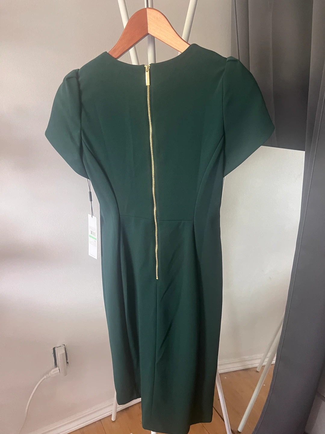 Calvin Klein Women's Green Dress Size 8 - photo 2