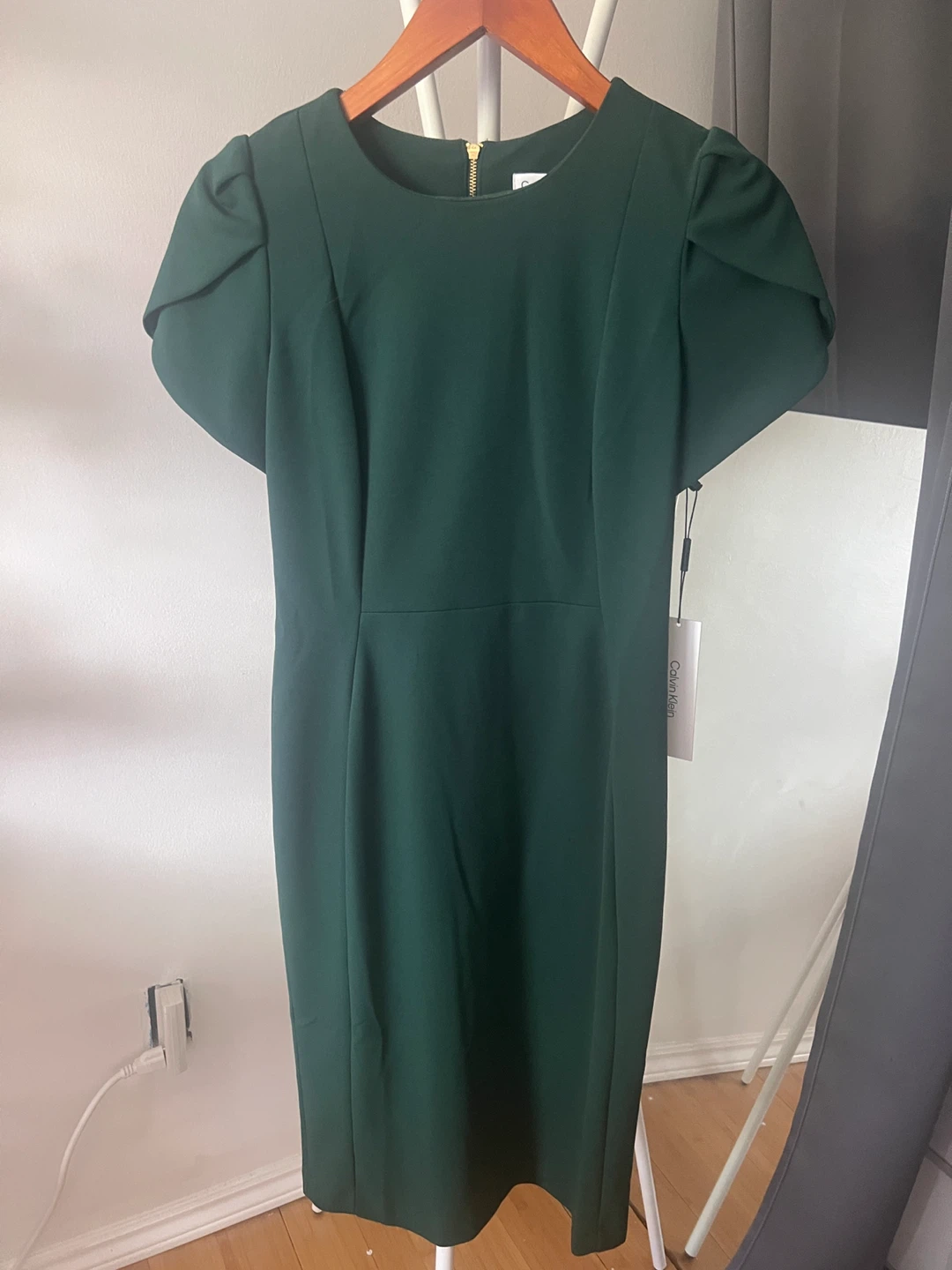 Calvin Klein Women's Green Dress Size 8