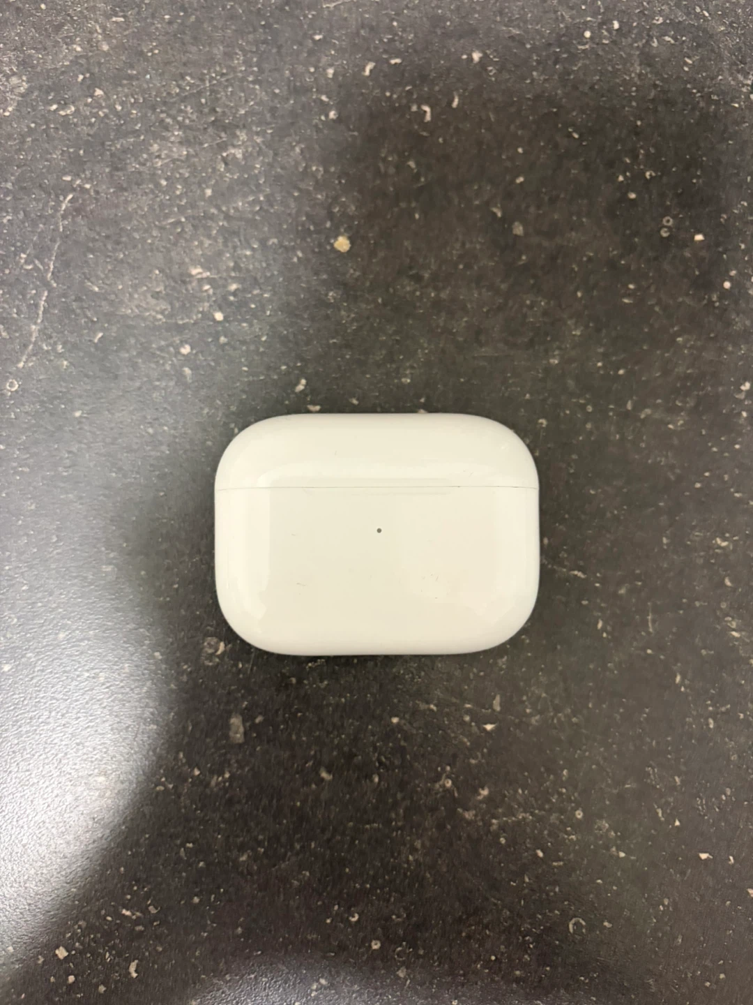 Apple AirPods Pro (2nd generation) - photo 2