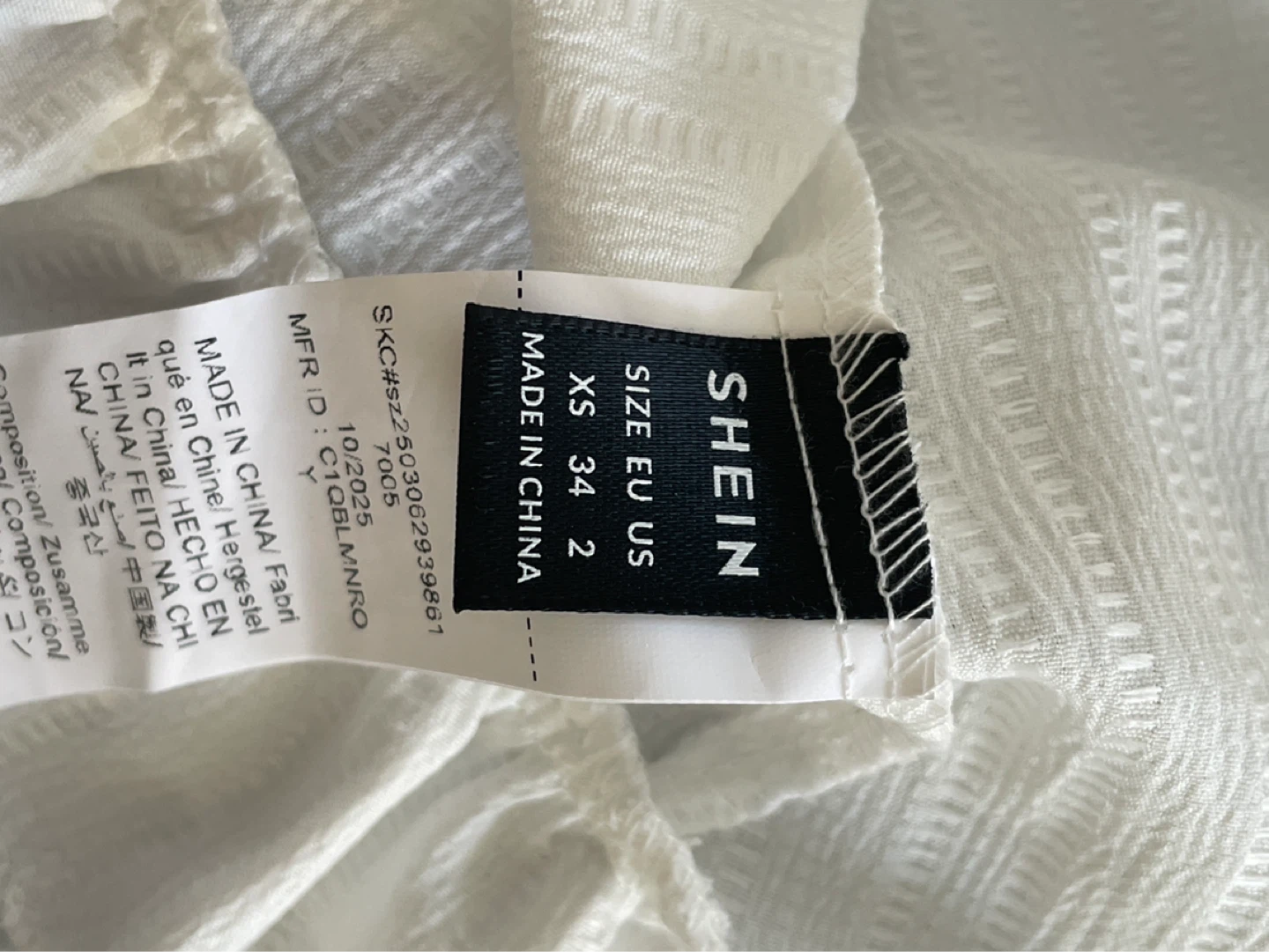 White Ruffle Off-the-Shoulder Blouse - Size XS - photo 3