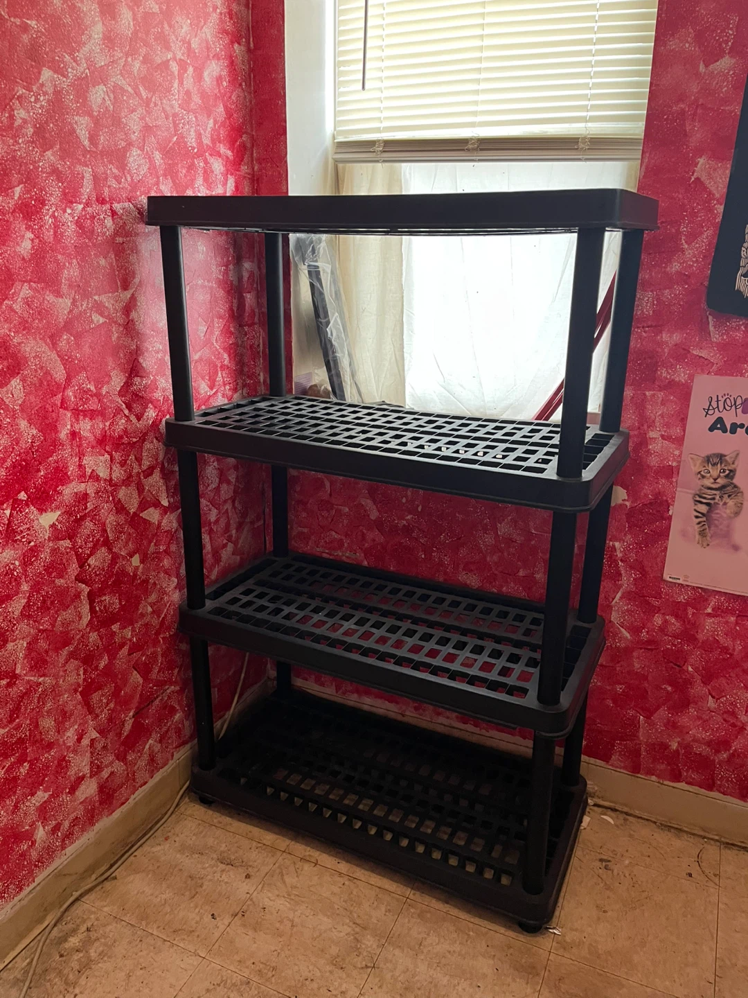 Storage shelve