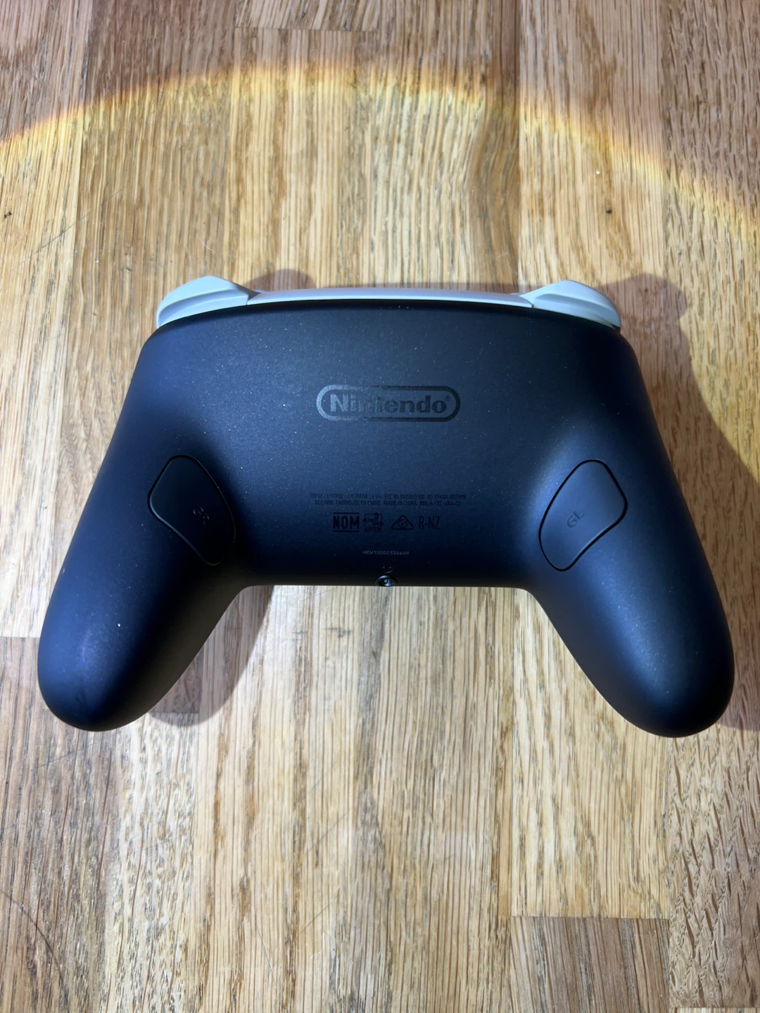 Nintendo Switch 2 Pro Controller In Box - photo 4