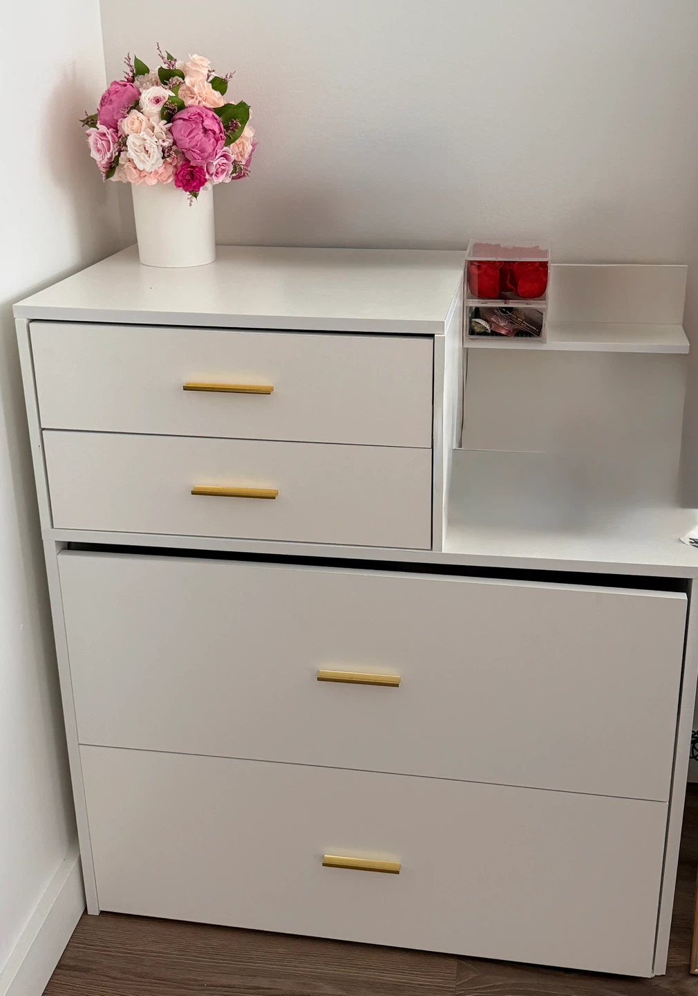 White Vanity Table with Lighted Mirror and Stool - photo 5