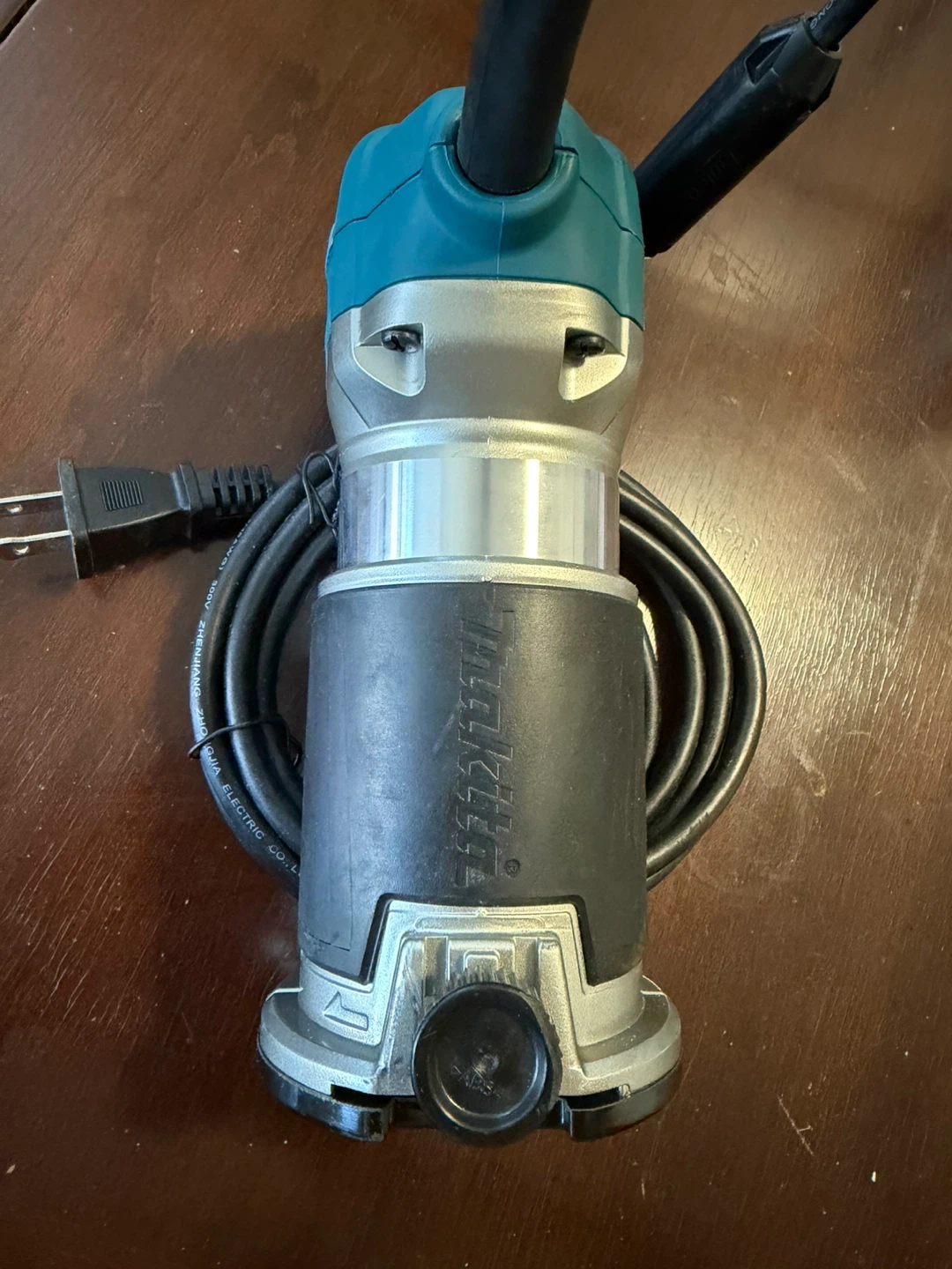 Makita Trim Router - photo 3