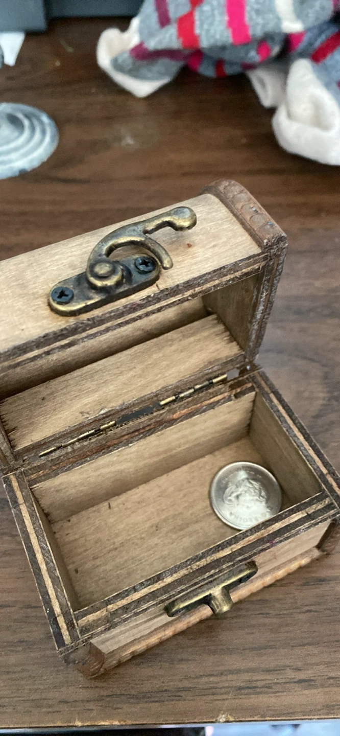 Louisville Mega Cavern Wooden Trinket Box - photo 2