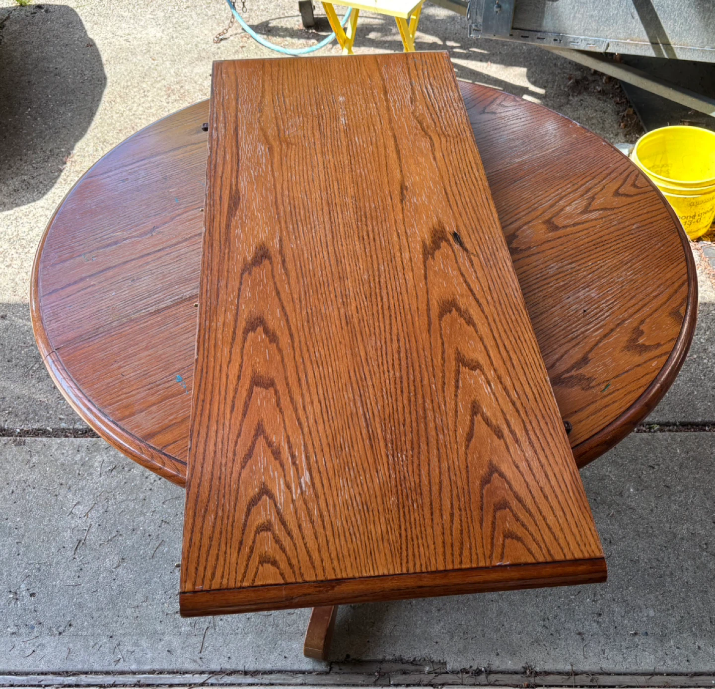 Round Oak Pedestal Dining Table with Leaf Insert - photo 4