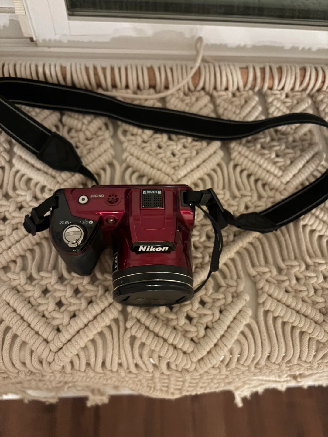 Nikon COOLPIX L110 Digital Camera - Red - photo 3