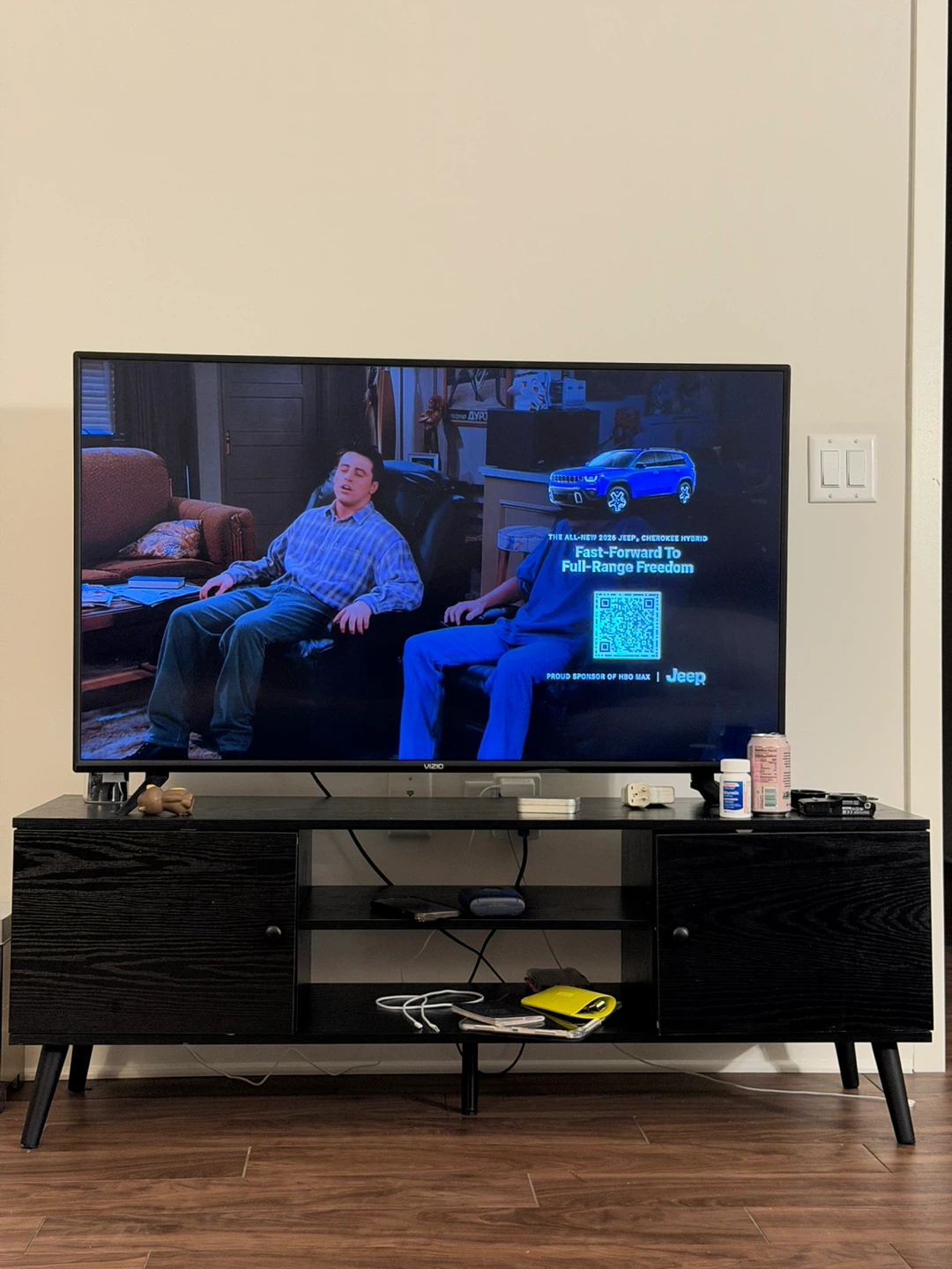 VIZIO 50" Class 4K UHD Full-Array LED SmartCast TV - photo 2
